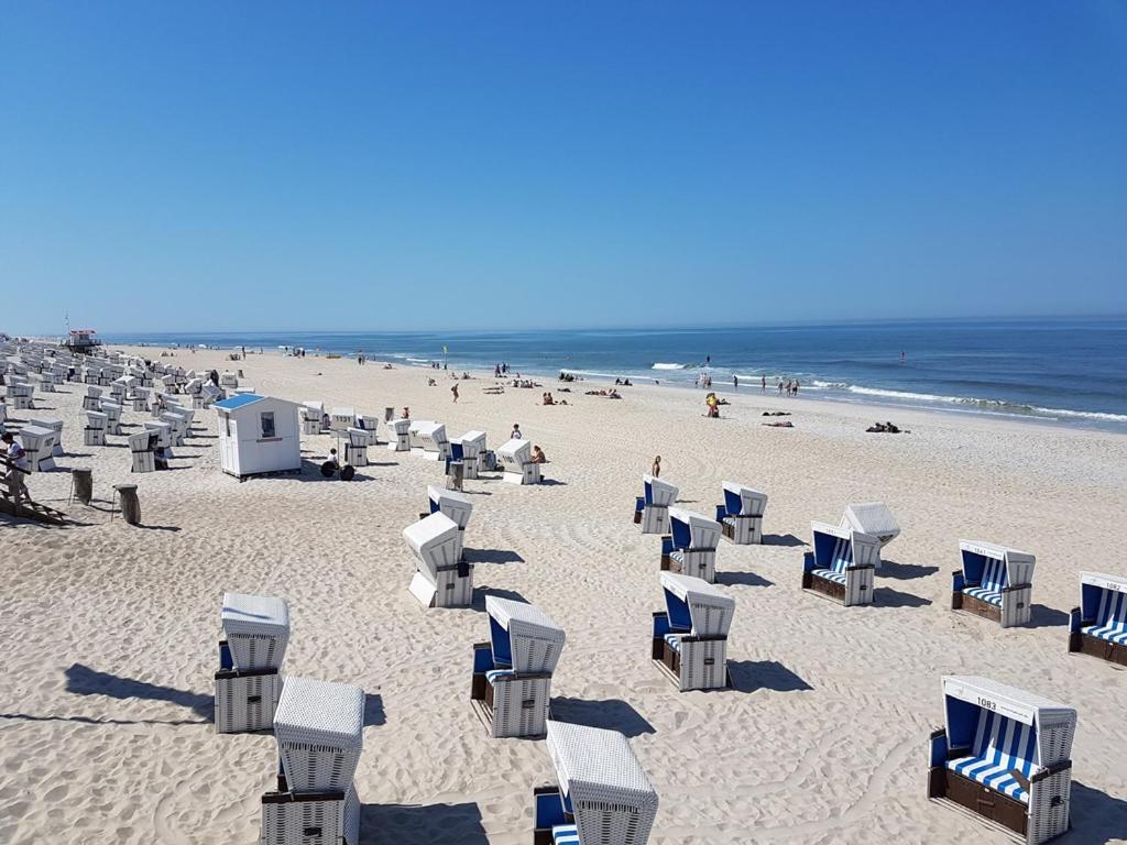 Erdgeschosswohnung In Alt-Westerland. Bagian luar foto